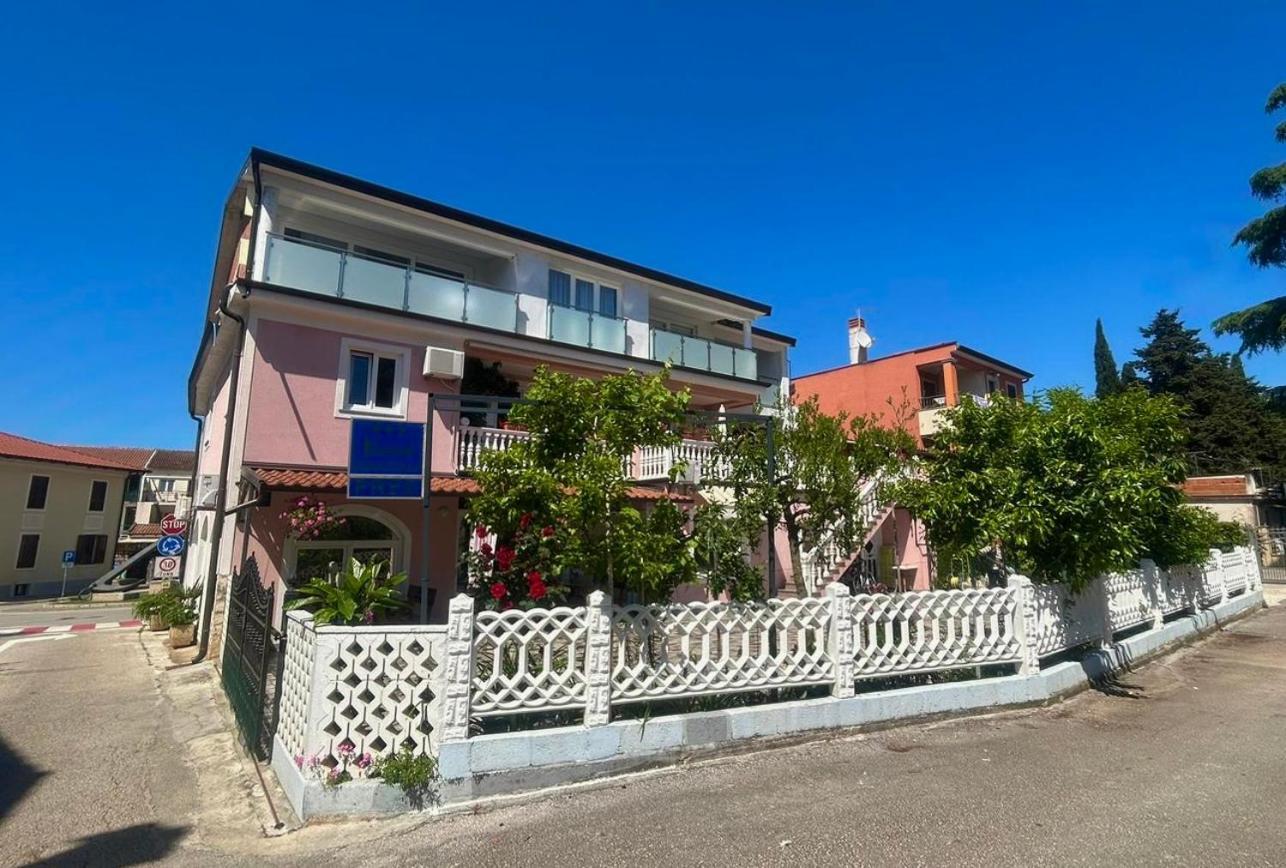 Apartments Tereza Novigrad Istria 外观 照片